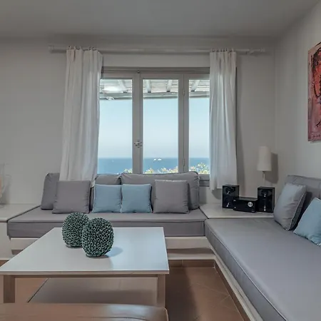 Fos Villa *