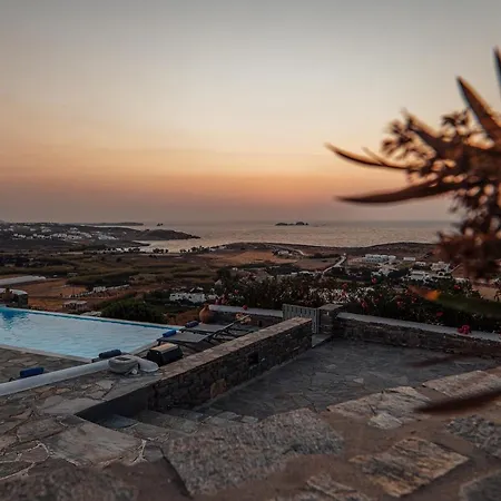 Fos Villa *